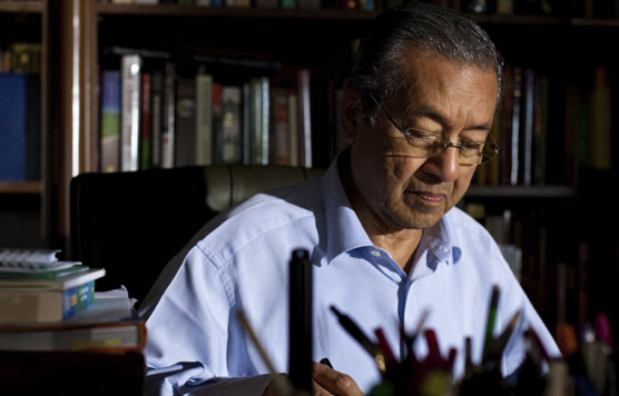 Dr. Mahathir ex-Primer Ministro de Malasia